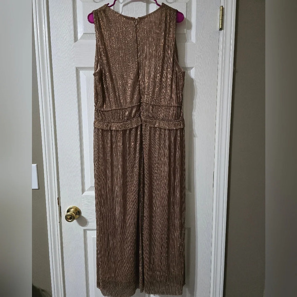 Taylor [Anthropologie] Gold Metallic Ruffle Stretch Waist Formal Midi Dress, EUC - Picture 8 of 13